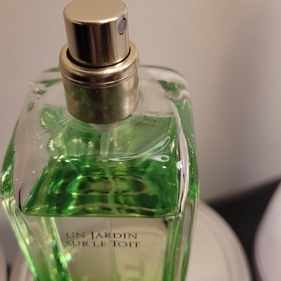 LAST CHANCE!!!Hermès Un Jardin Sur Le Toit Green Perfume Bottle - Picture 3 of 4
